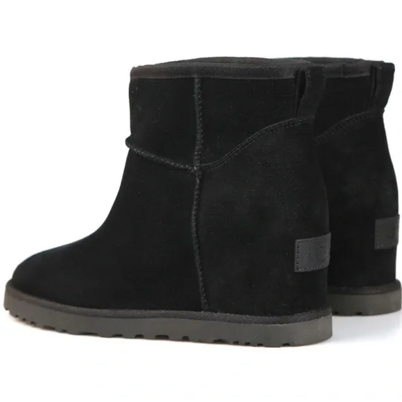 UGG Black Winter Ankle Boots - Picture 1 of 7